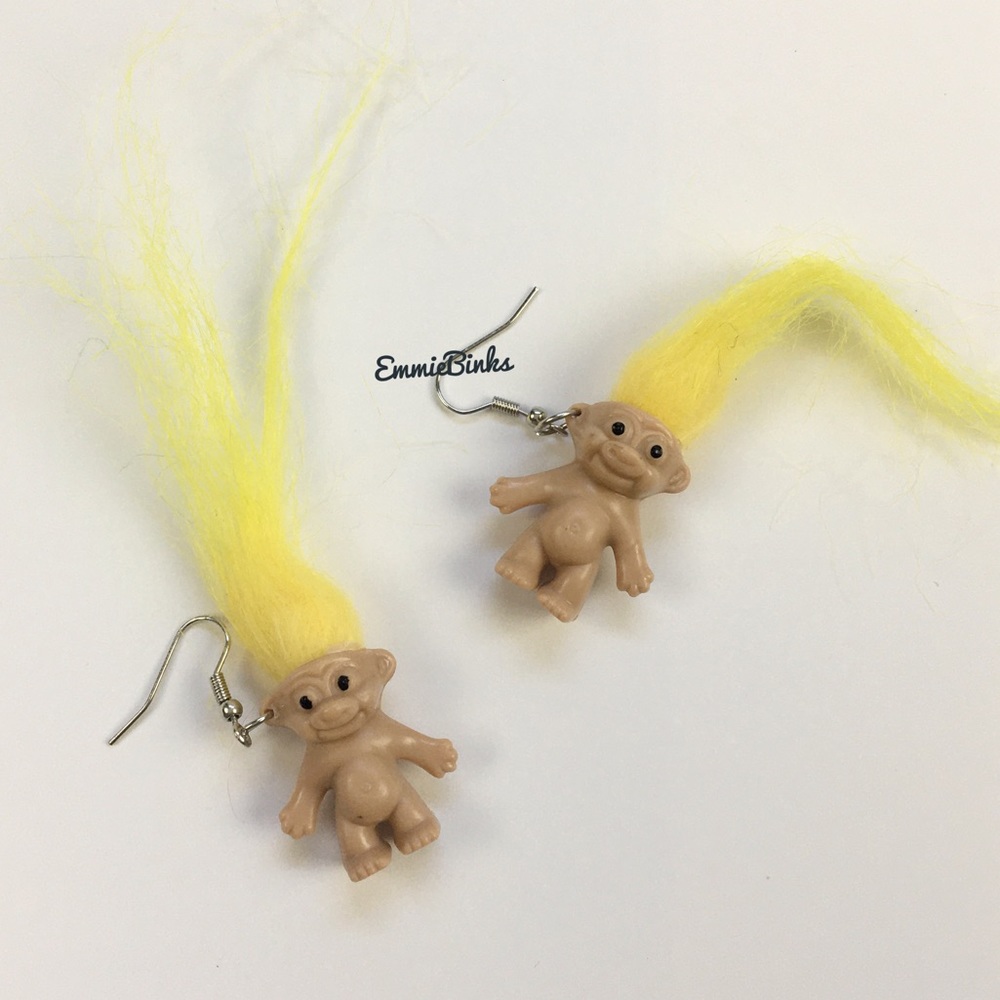 ✨3/$38 New Retro 90s Trolls Troll Doll Drop Dangle Earrings ~ Nostalgia Toy 80’s - Picture 5 of 7
